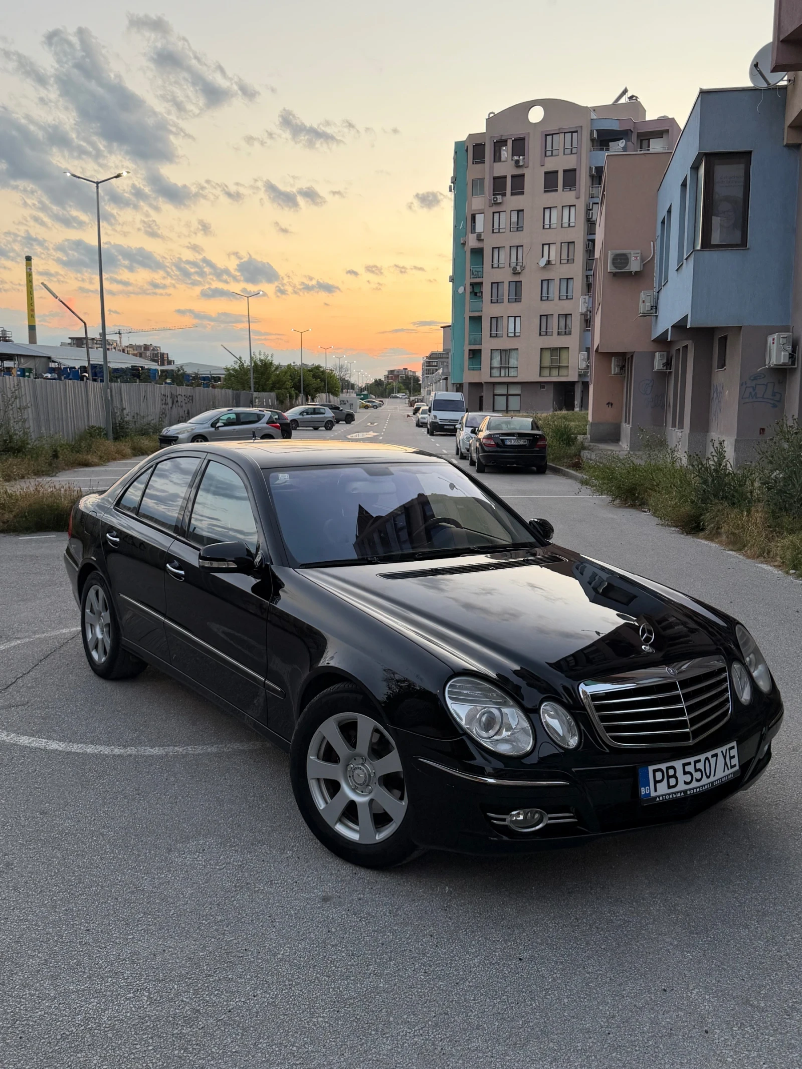 Mercedes-Benz E 350 4MATIC BRC ГАЗОВА, снимка 7 - Автомобили и джипове - 55126961