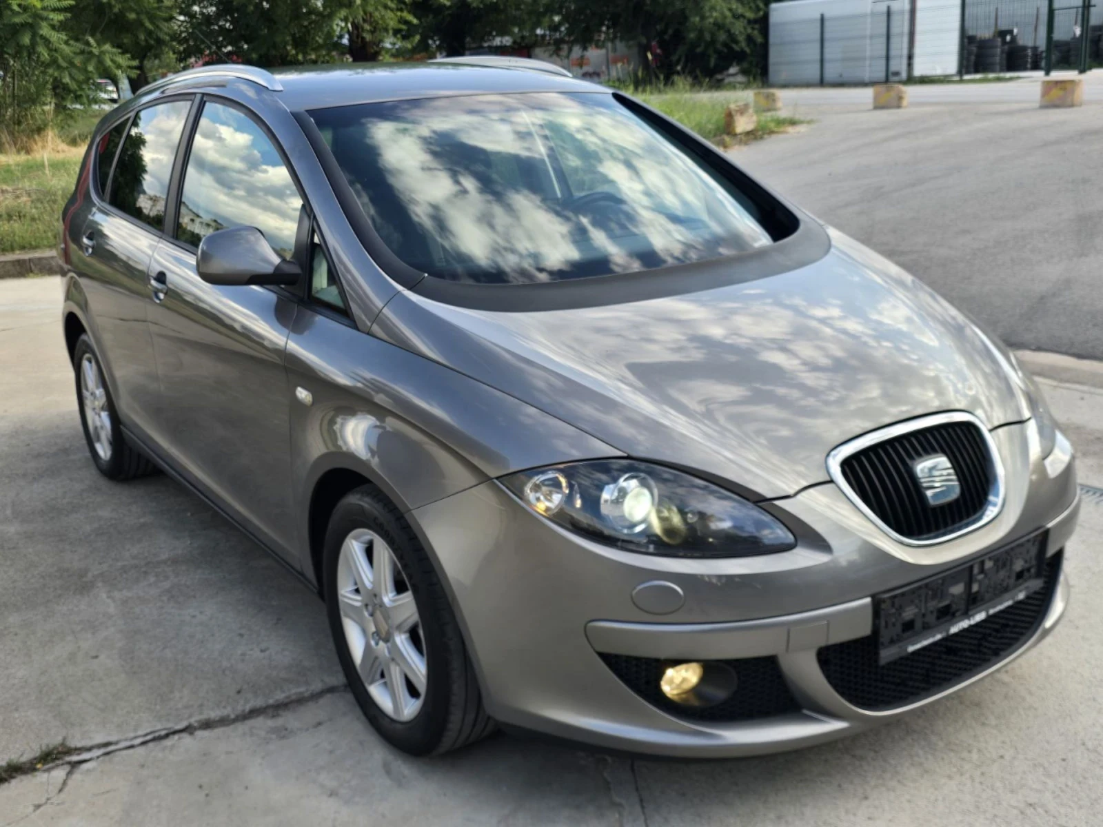 Seat Altea 1.9TDI XL XENON , снимка 2 - Автомобили и джипове - 55197140