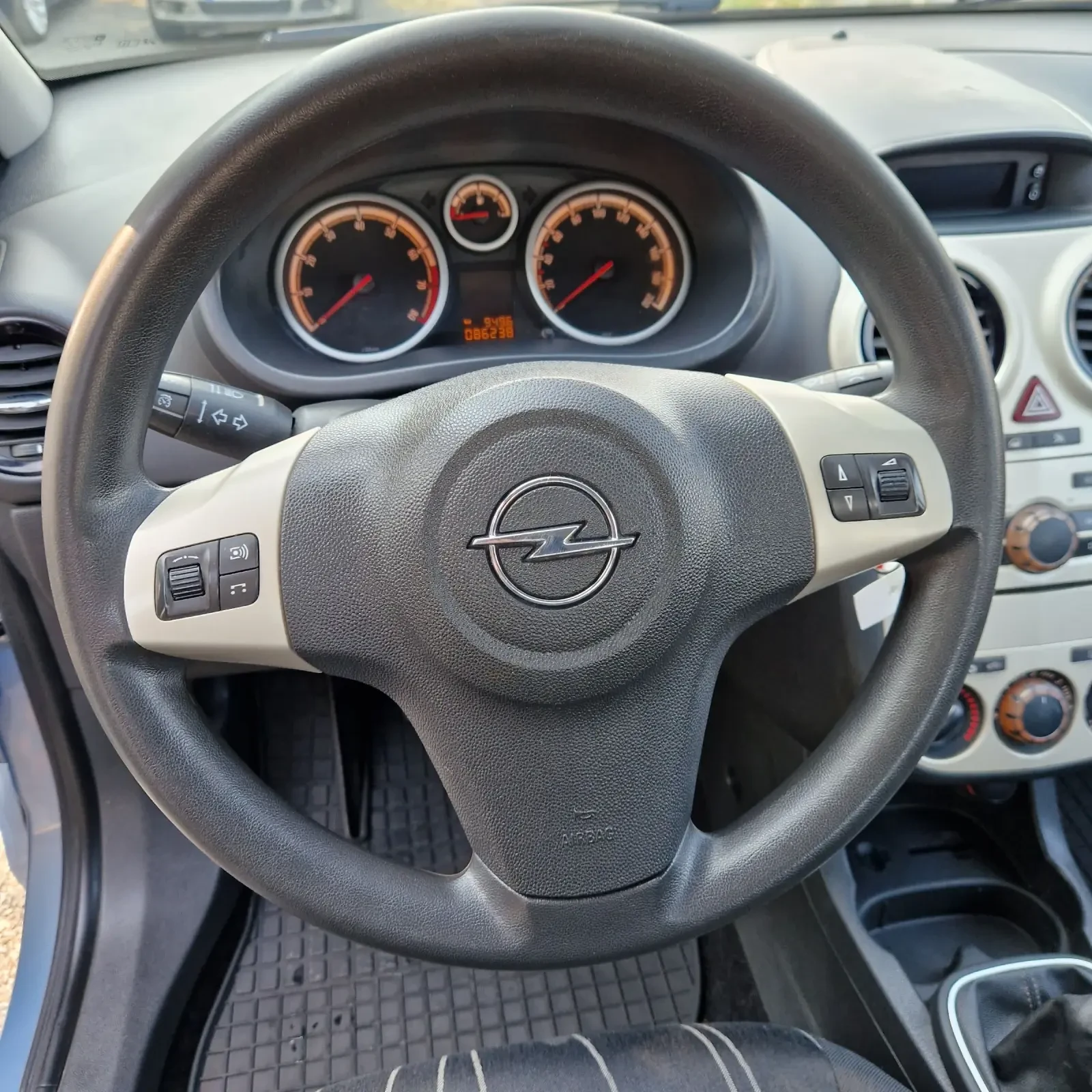 Opel Corsa 1.2i 86000��. | Mobile.bg � ����������� 8