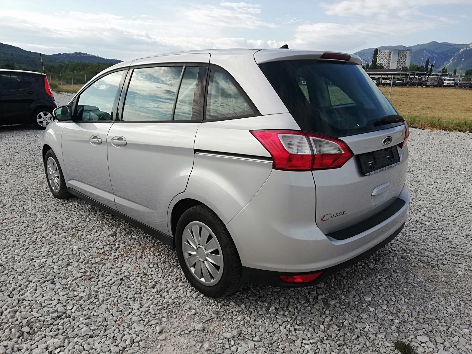 Ford C-max GRAND 1.6D KLI ITALIA, снимка 5 - Автомобили и джипове - 55368764