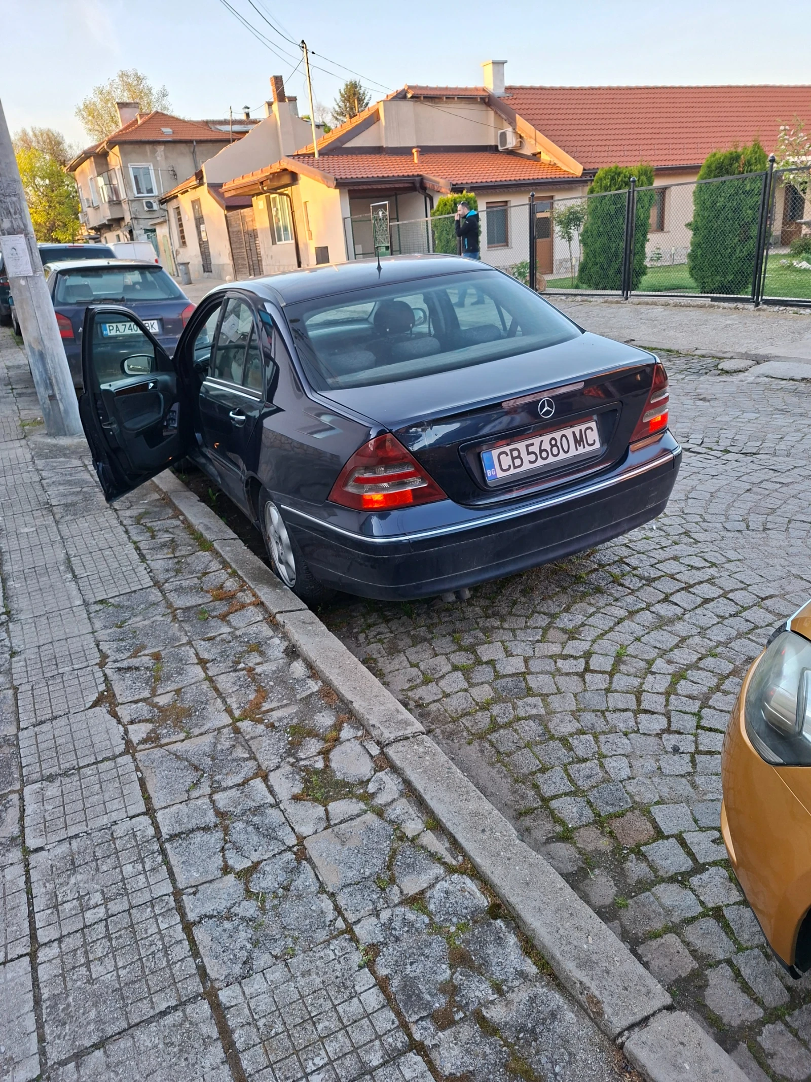 Mercedes-Benz 220 220CDI, снимка 4 - Автомобили и джипове - 55466118