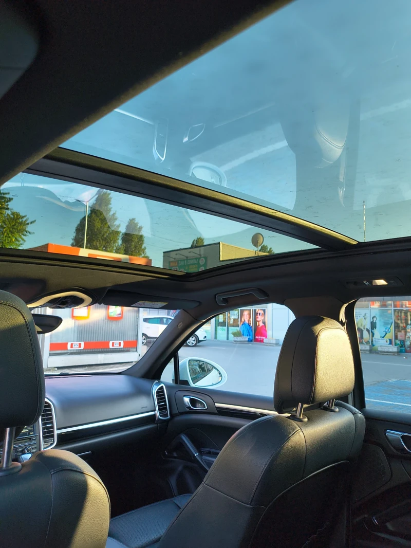 Porsche Cayenne, снимка 10 - Автомобили и джипове - 52097522