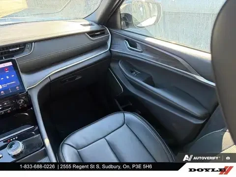 Jeep Grand cherokee Limited 4x4* 3.6 Pentastar* Панорама* Carplay, снимка 12 - Автомобили и джипове - 55600585