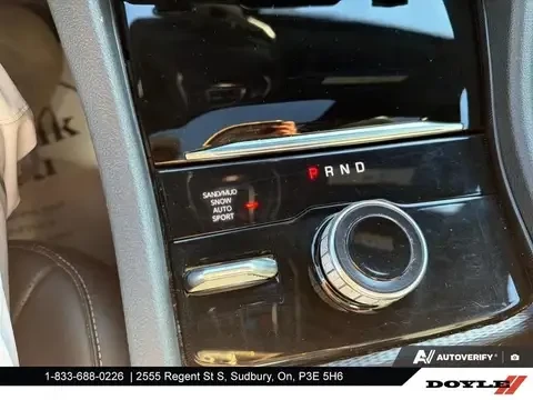 Jeep Grand cherokee Limited 4x4* 3.6 Pentastar* Панорама* Carplay, снимка 11 - Автомобили и джипове - 55600585