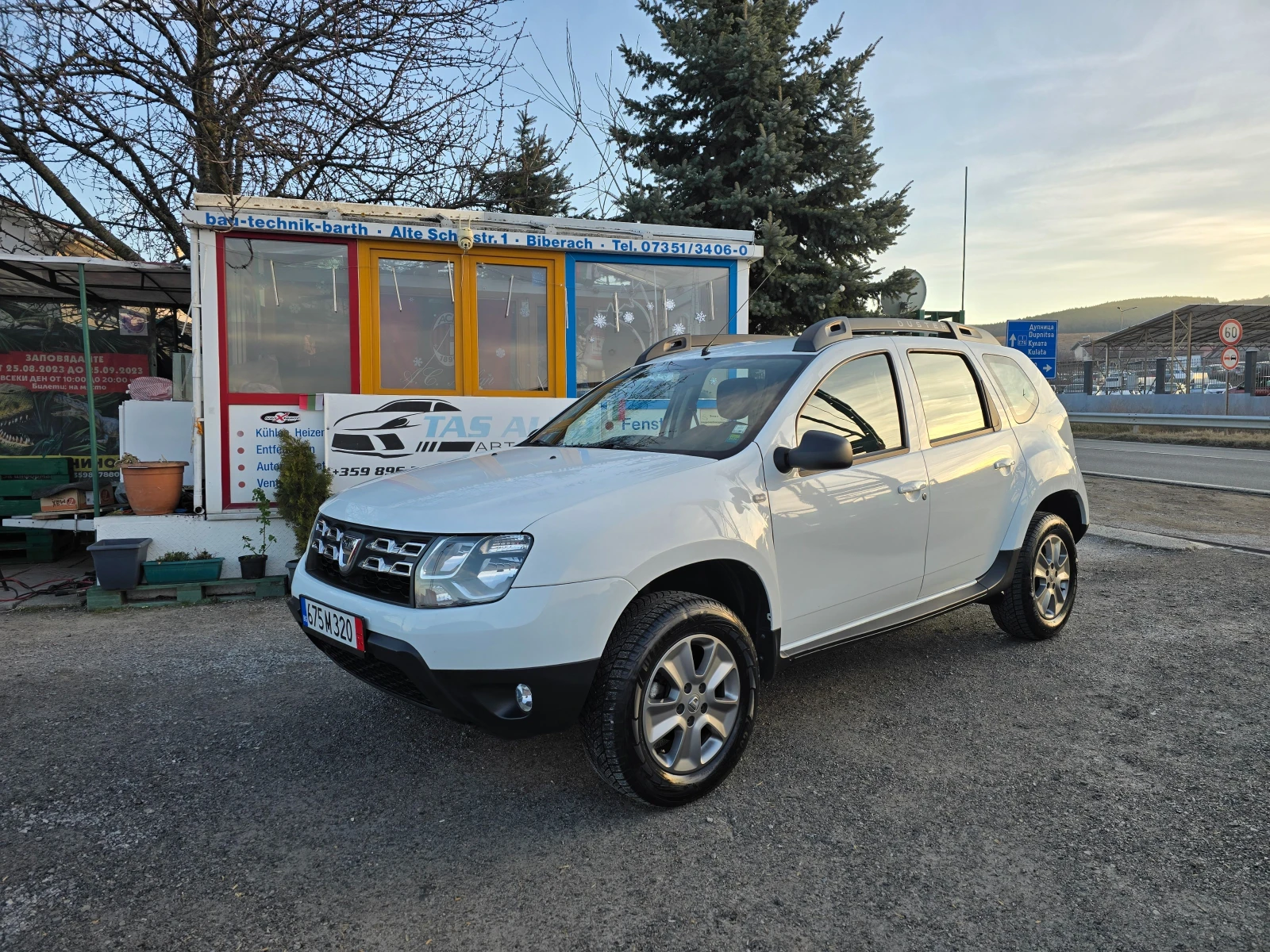 Dacia Duster 1.6Gaz= Navi, 151000km. - [1] 