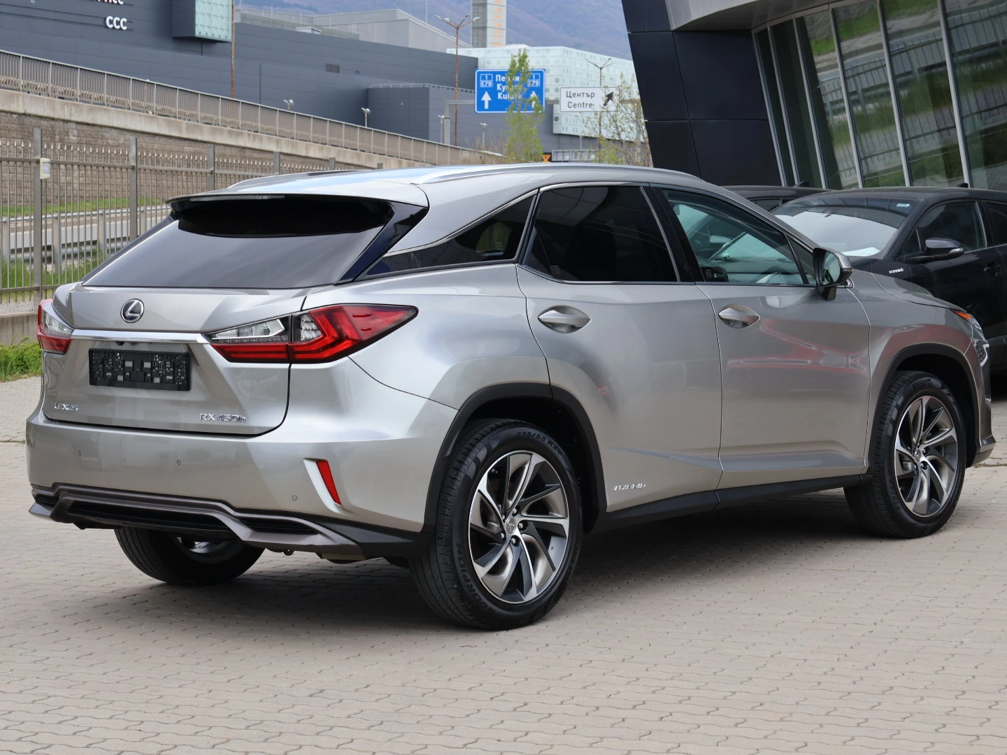 Lexus RX 450h LUXURY/360 КАМЕРА/HUD/BSM/ПАНОРАМА/ЕЛ.БАГАЖНИК/ - изображение 6