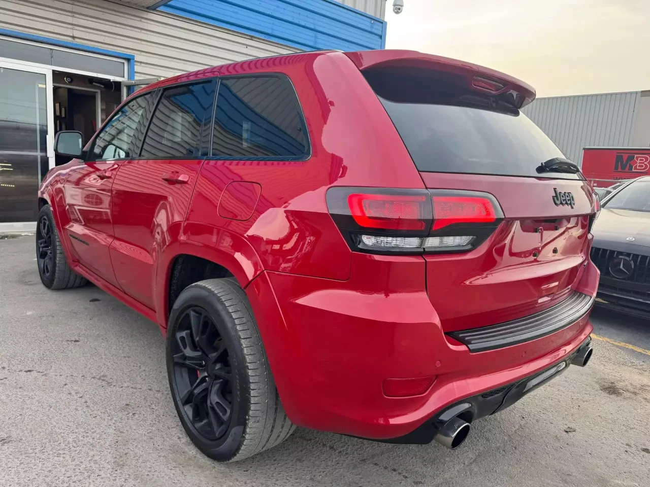 Jeep Grand cherokee ТОП ОФЕРТА! SRT* 6.4 HEMI - изображение 2