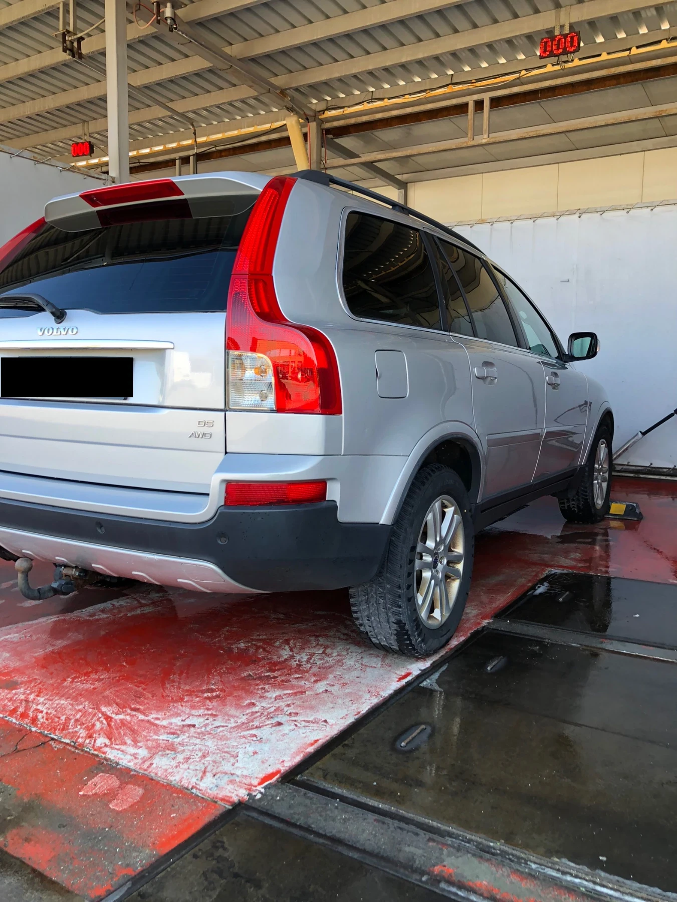 Volvo Xc90 185/D5/4x4 - изображение 5