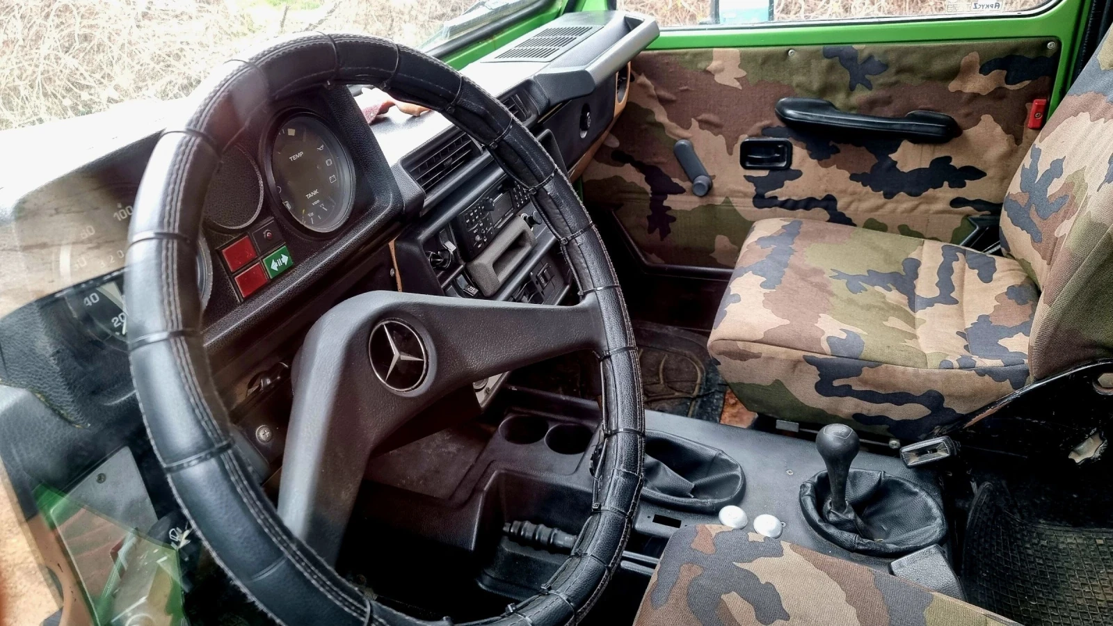 Mercedes-Benz G 240, снимка 9 - Автомобили и джипове - 53901400