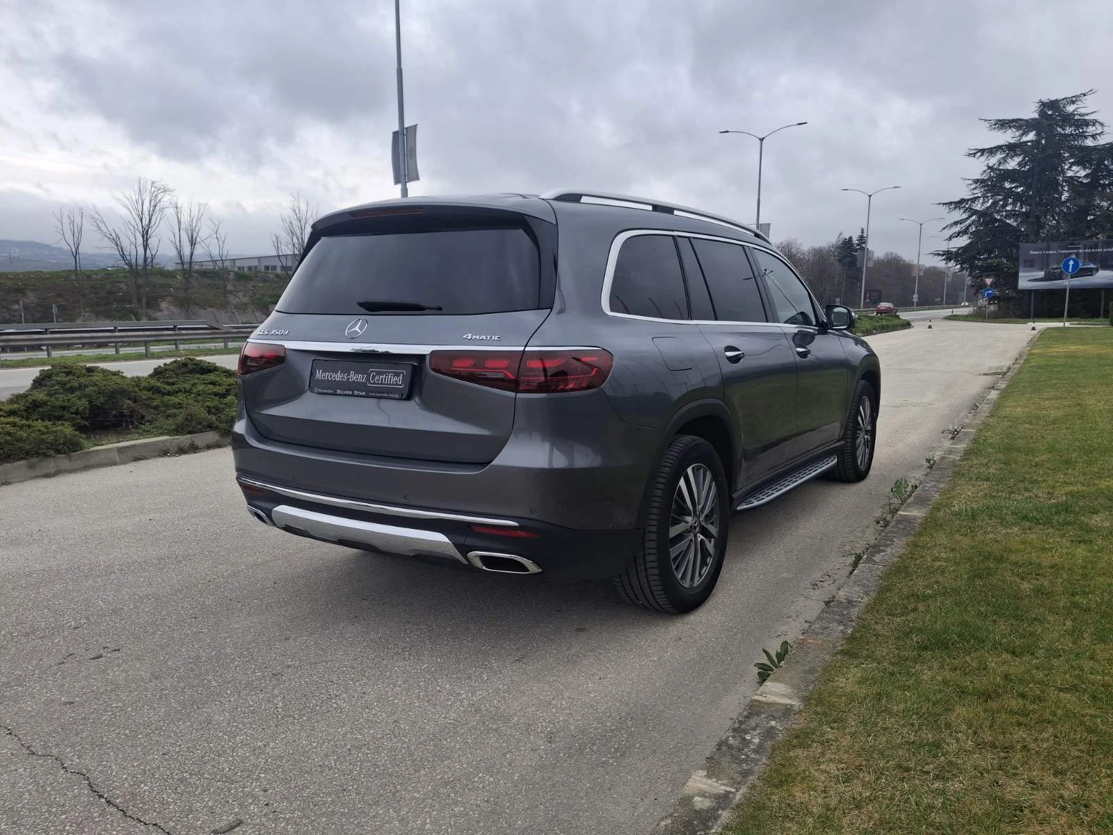 Mercedes-Benz GLS 350 d 4MATIC, снимка 8 - Автомобили и джипове - 54028405