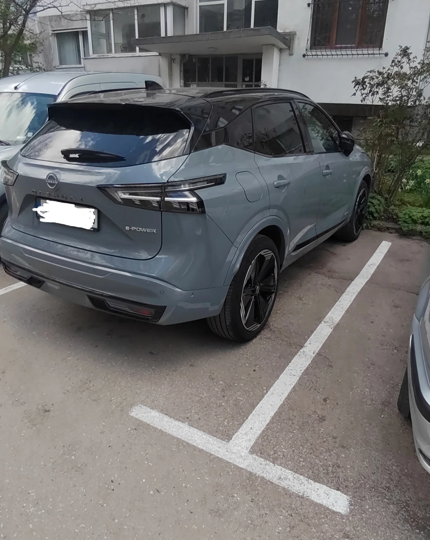 Nissan Qashqai E-Power, снимка 5 - Автомобили и джипове - 54396079