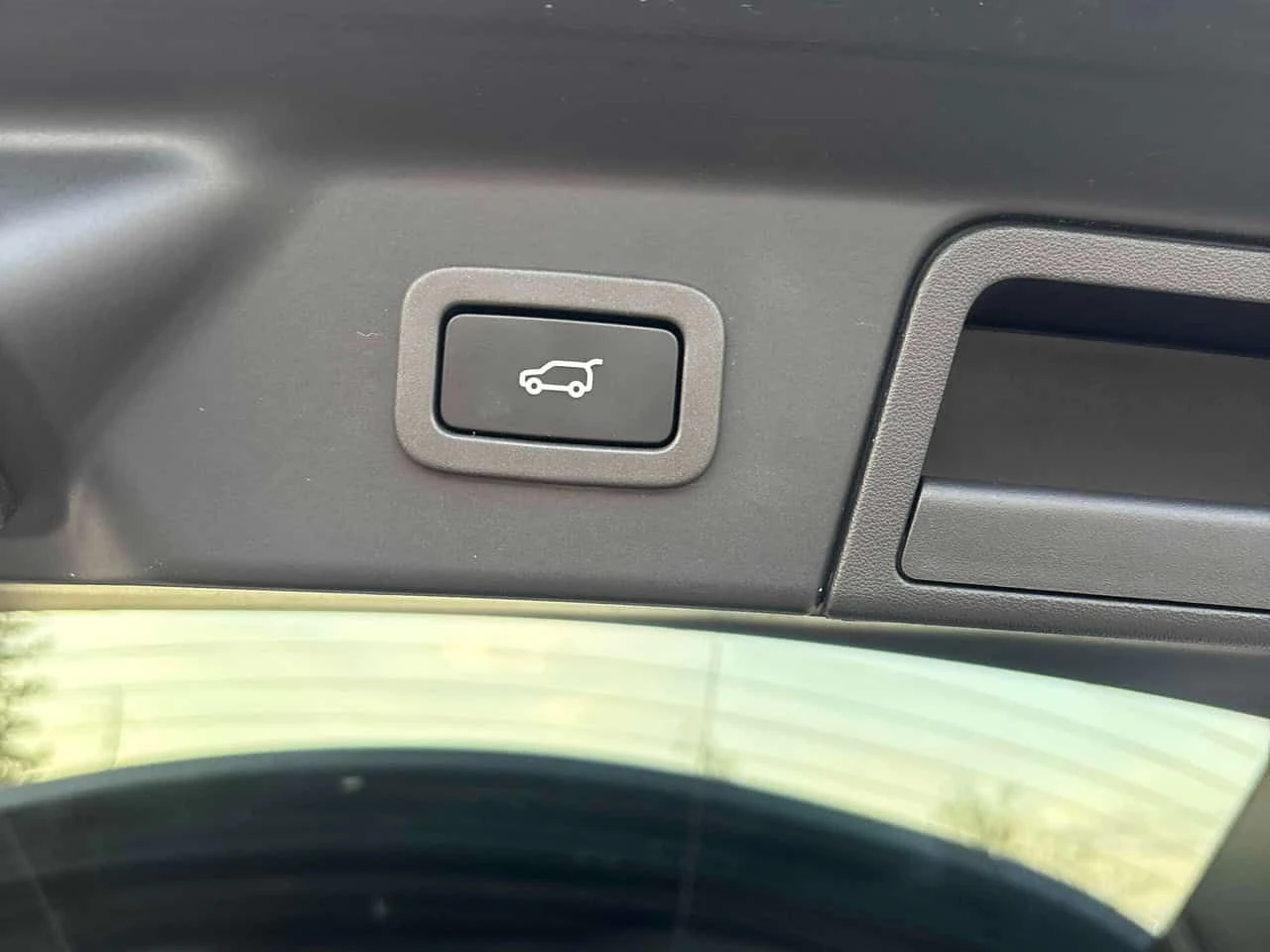 Land Rover Range Rover Velar | R Dynamic SE | 360 | DIS | HEAD-UP | ����� | 2K | Mobile.bg � ����������� 12
