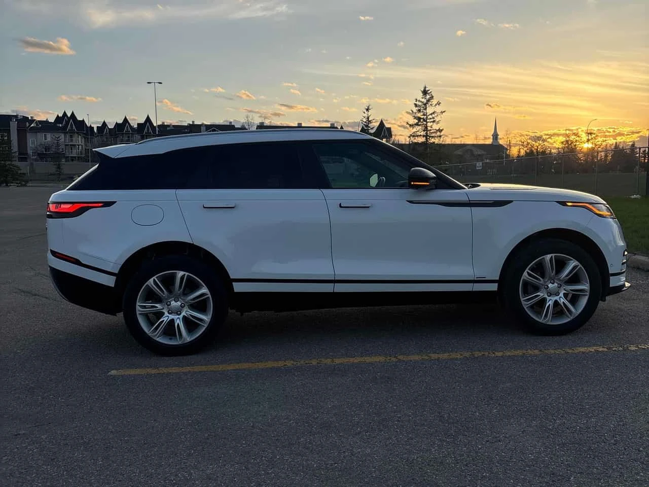 Land Rover Range Rover Velar | R Dynamic SE | 360 | DIS | HEAD-UP | ����� | 2K | Mobile.bg � ����������� 4