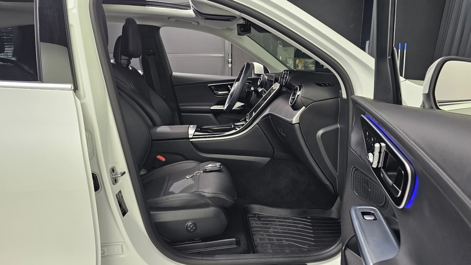 Mercedes-Benz GLC 220 * DISTRONIC * 360 * HEAD UP * ����� * BURMASTER | Mobile.bg � ����������� 12