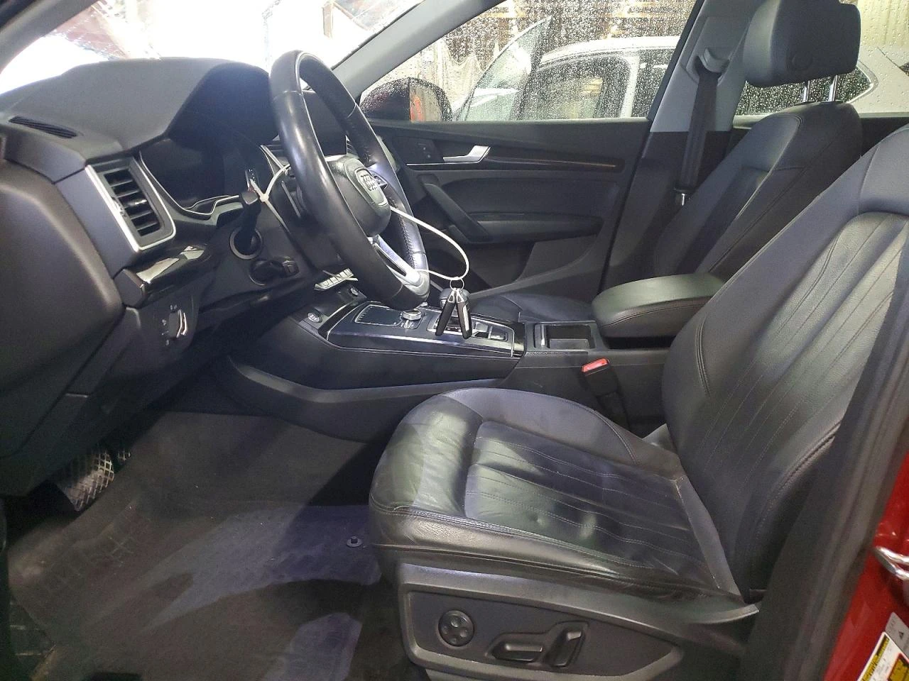 Audi Q5 Premium Plus / 2.0 TFSI Turbo / 4x4 / КОЖА , снимка 7 - Автомобили и джипове - 54636612