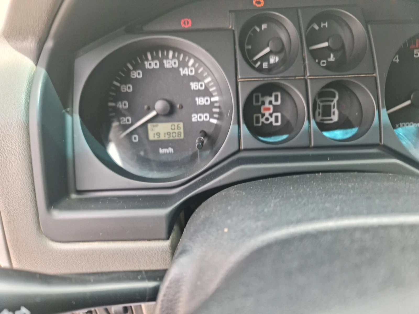 Mitsubishi Pajero Italia, снимка 7 - Автомобили и джипове - 54658807