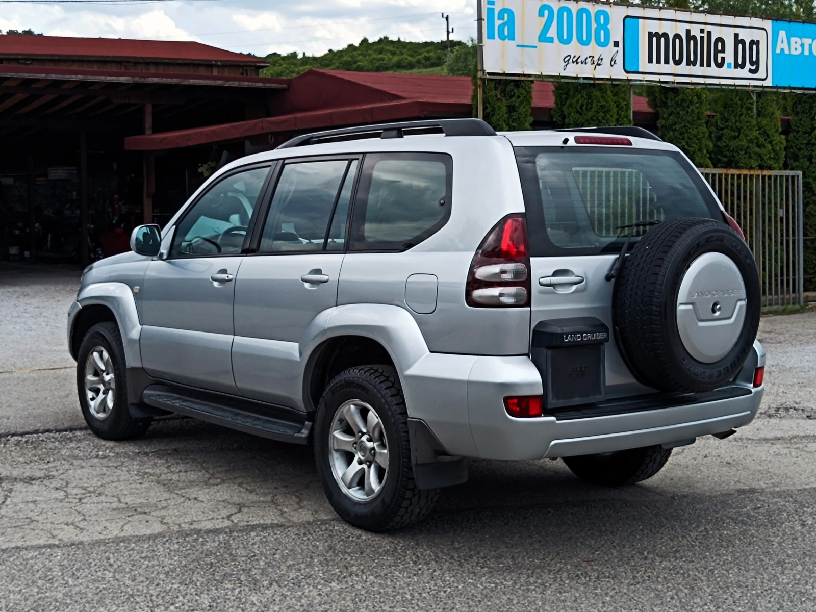 Toyota Land cruiser 3.0 D4D* 4X4* БАВНИ* БЛОКАЖИ* АВТОМАТИК* ИТАЛИЯ* , снимка 6 - Автомобили и джипове - 54739064