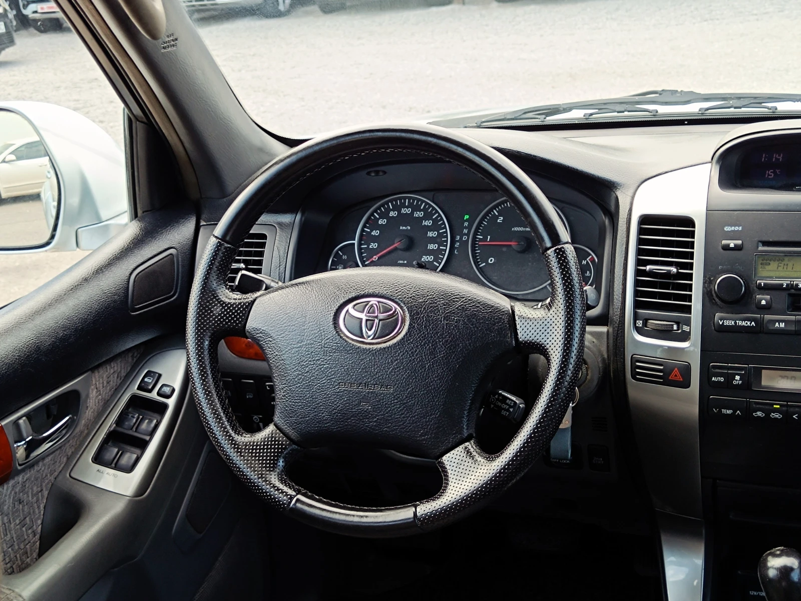 Toyota Land cruiser 3.0 D4D* 4X4* БАВНИ* БЛОКАЖИ* АВТОМАТИК* ИТАЛИЯ* , снимка 12 - Автомобили и джипове - 54739064