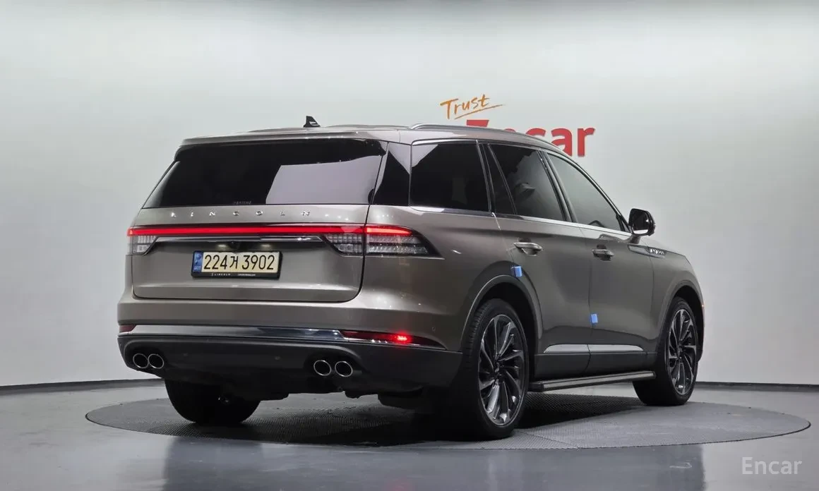 Lincoln Aviator 3.0 Bi-turbo Reserve Full, снимка 2 - Автомобили и джипове - 54903842