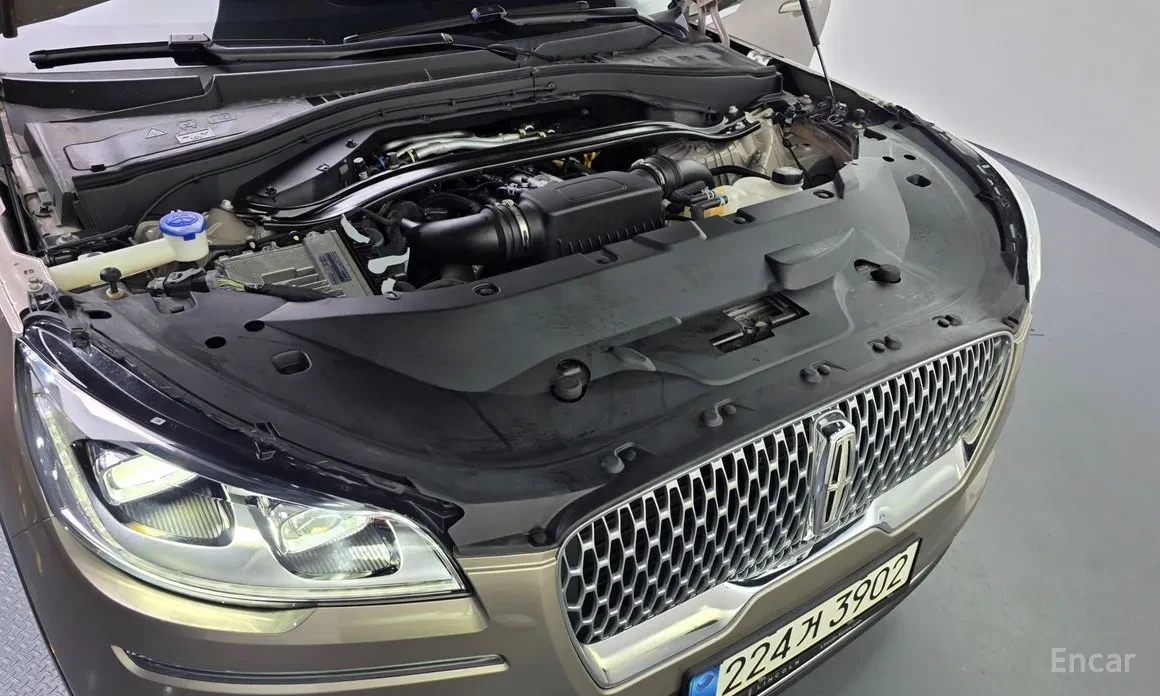 Lincoln Aviator 3.0 Bi-turbo Reserve Full, снимка 5 - Автомобили и джипове - 54903842