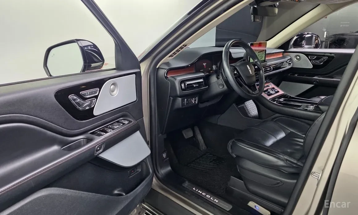 Lincoln Aviator 3.0 Bi-turbo Reserve Full, снимка 8 - Автомобили и джипове - 54903842