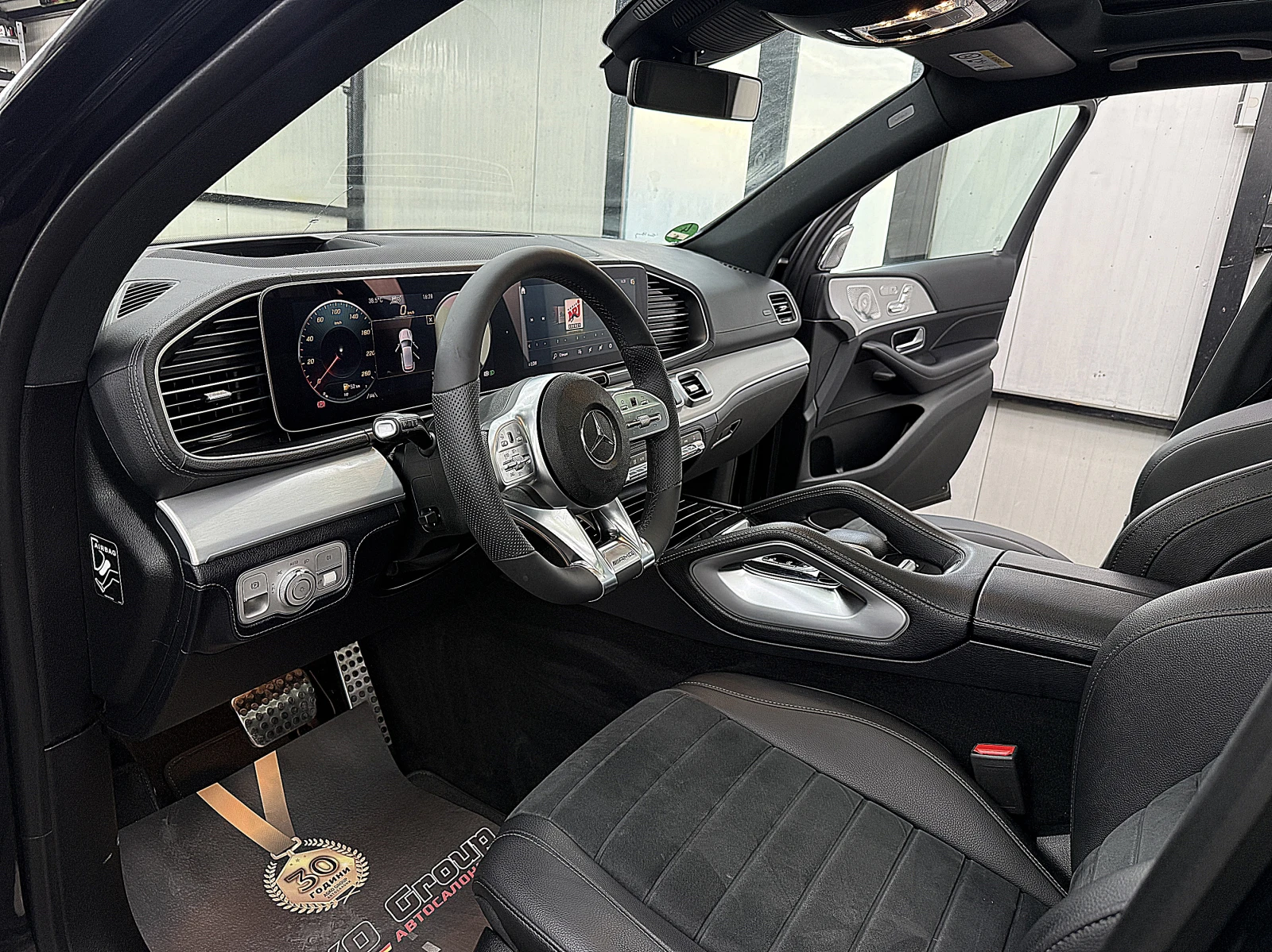 Mercedes-Benz GLE 400 7-MESTA/PANORAMA/AMG-Line/360-k/GERMANY/ЛИЗИНГ, снимка 14 - Автомобили и джипове - 55103194