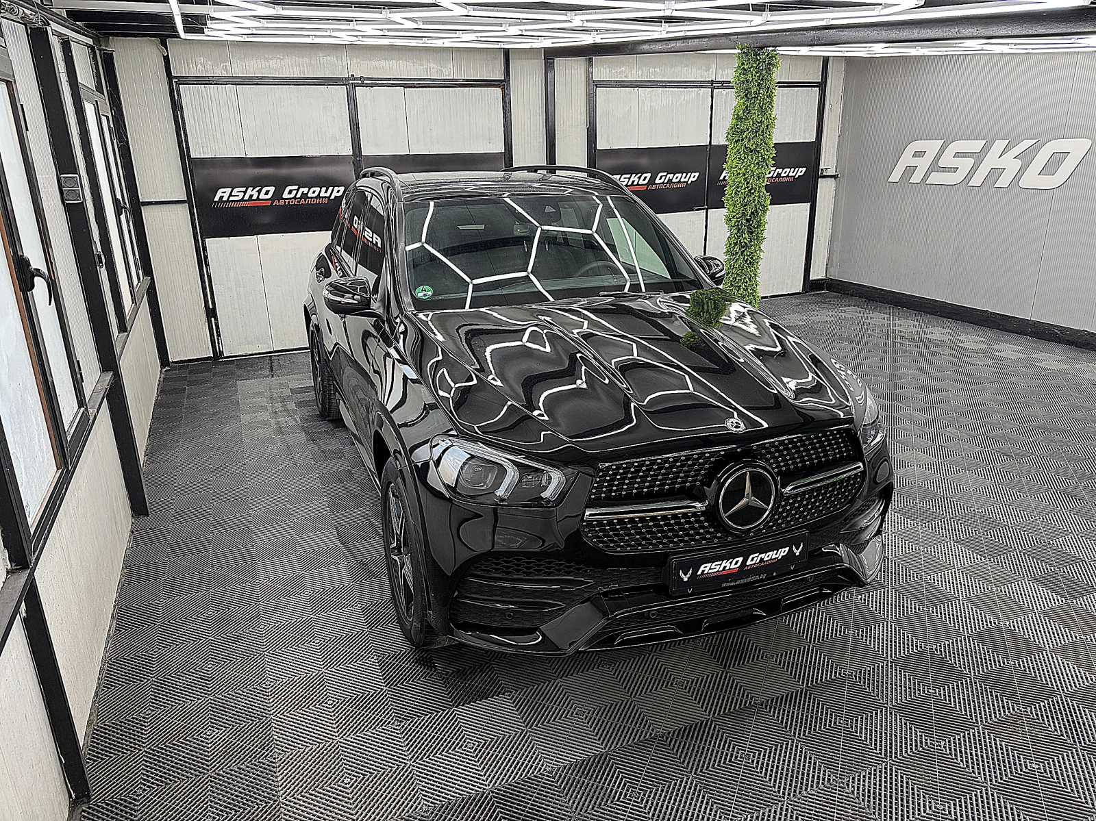 Mercedes-Benz GLE 400 7-MESTA/PANORAMA/AMG-Line/360-k/GERMANY/ЛИЗИНГ, снимка 7 - Автомобили и джипове - 55103194