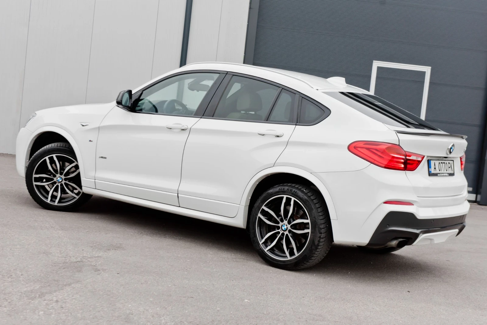 BMW X4 2.0 D, снимка 2 - Автомобили и джипове - 55381147