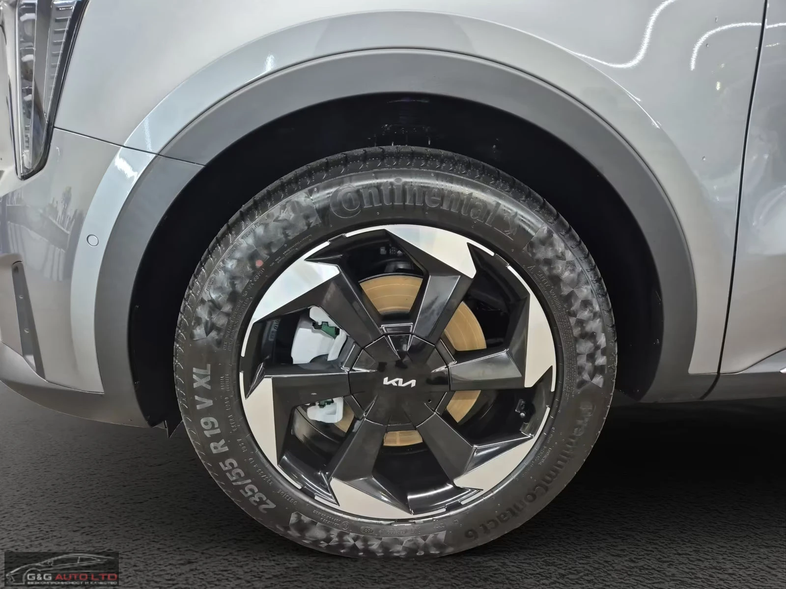Kia Sorento PHEV/252HP/SPIRIT/AWD/360/PANO/MEMO/LED/604q, снимка 16 - Автомобили и джипове - 55691735
