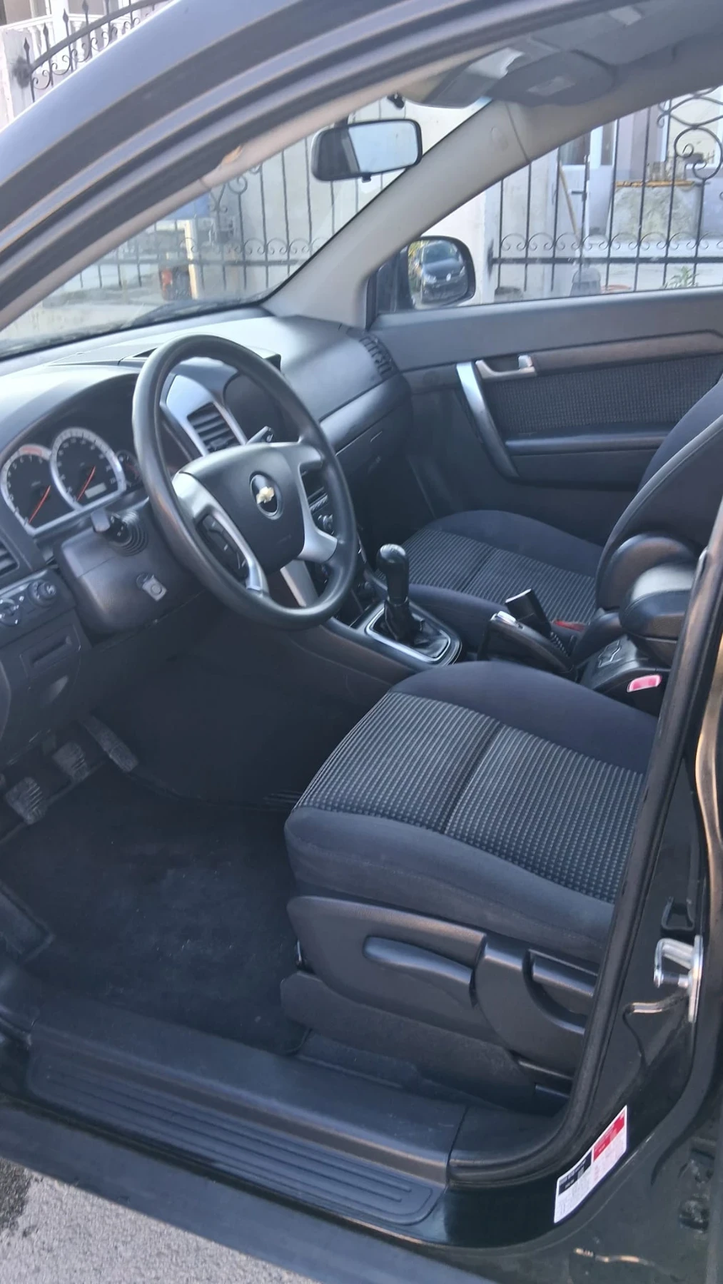 Chevrolet Captiva 2.4i 136K.C, снимка 8 - Автомобили и джипове - 55702531