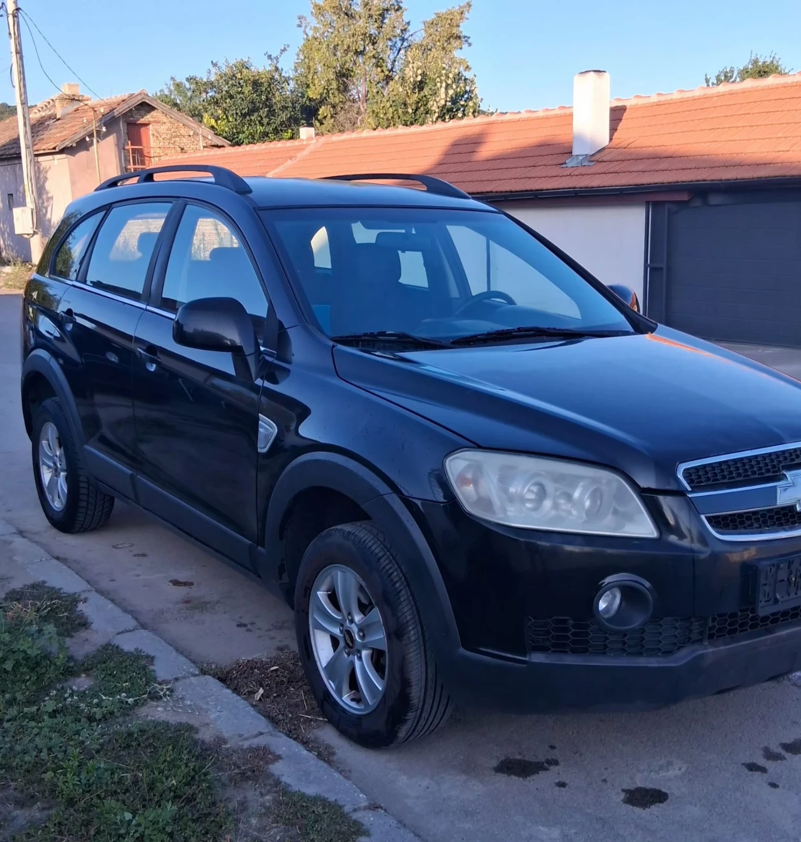 Chevrolet Captiva 2.4i 136K.C, снимка 2 - Автомобили и джипове - 55702531