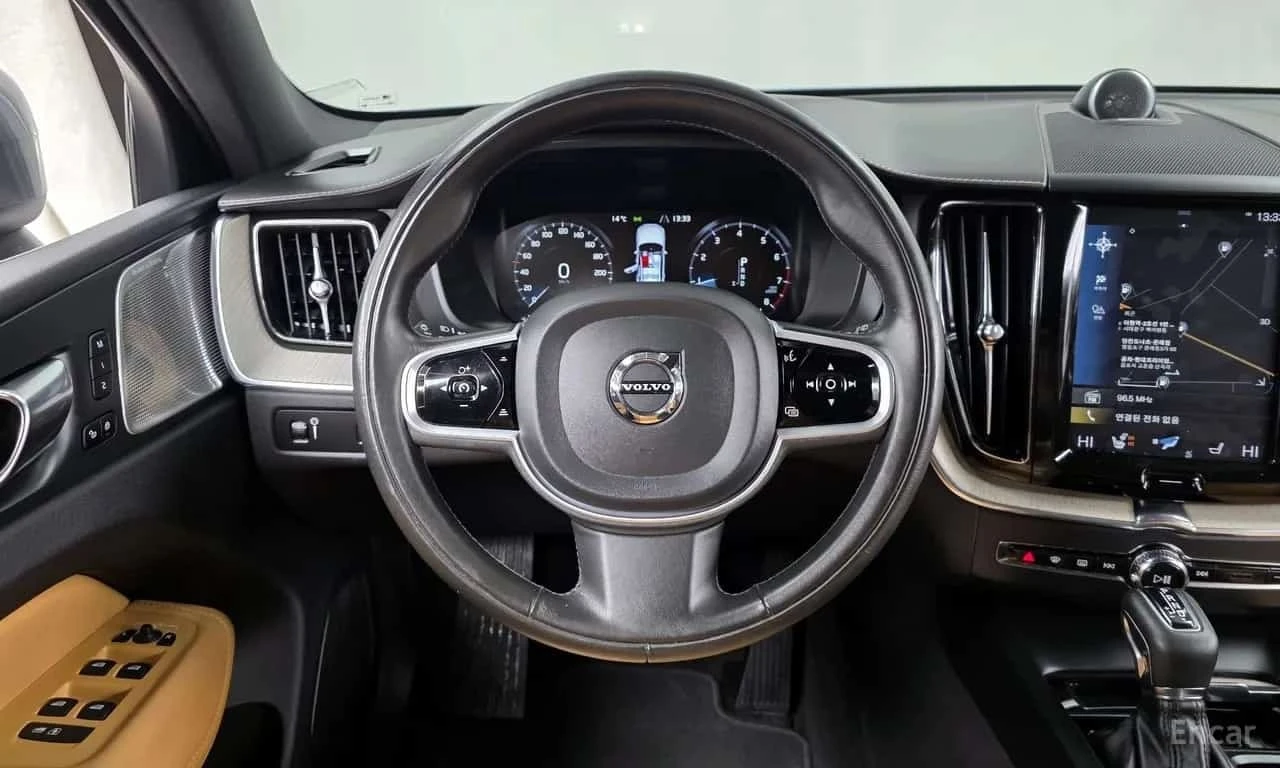 Volvo XC60 T6 Inscription, снимка 13 - Автомобили и джипове - 55749894
