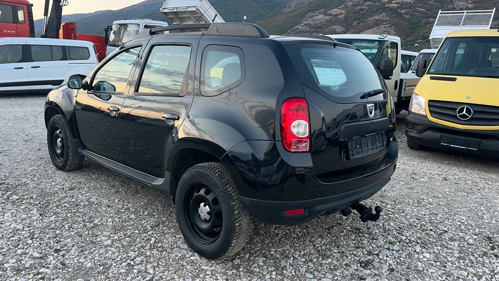 Dacia Duster 2011 4х4 / 110 коня, снимка 4 - Автомобили и джипове - 56051628