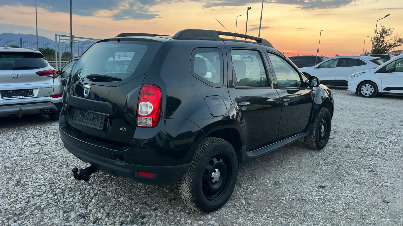 Dacia Duster 2011 4х4 / 110 коня, снимка 3 - Автомобили и джипове - 56051628