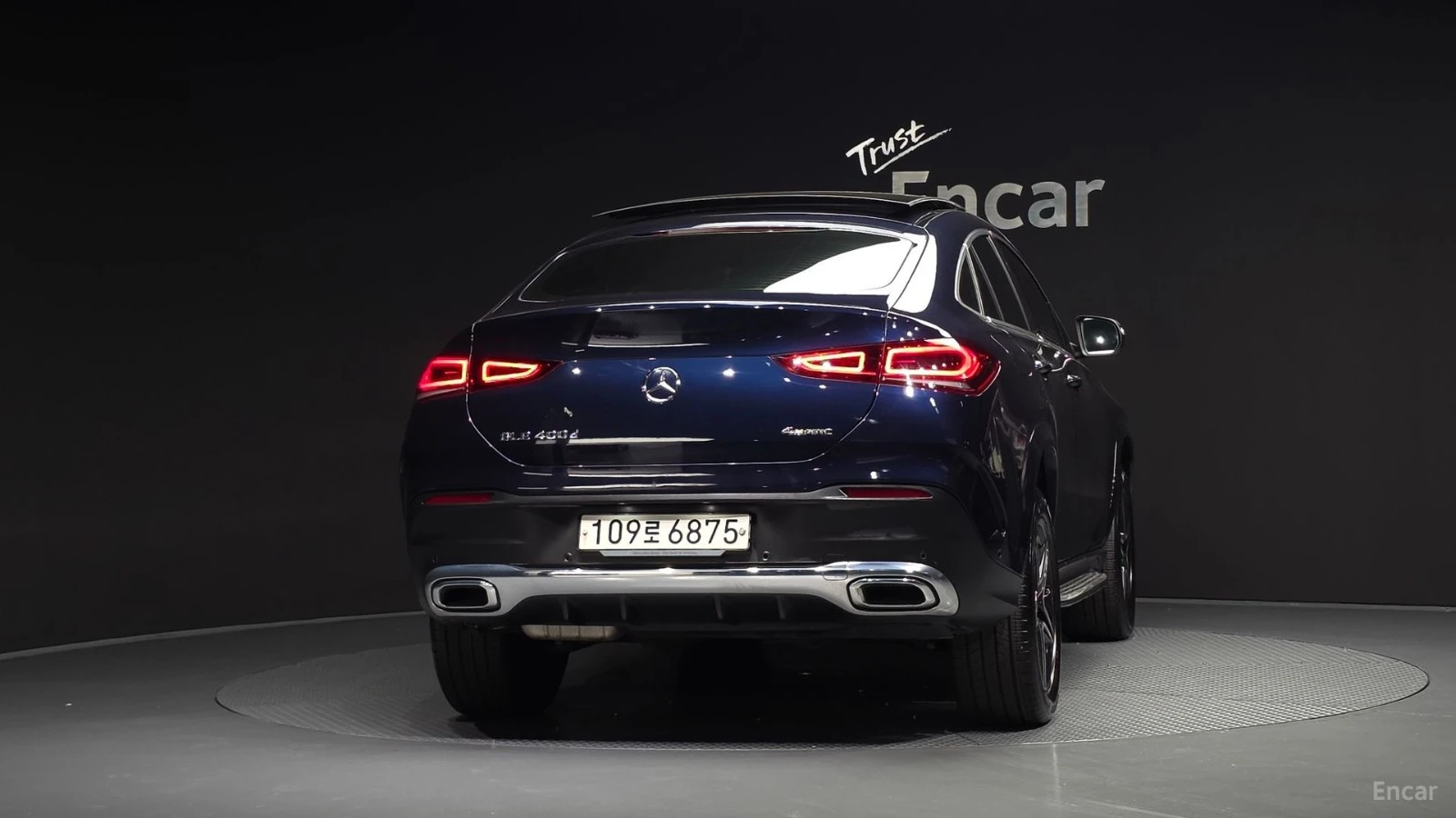 Mercedes-Benz GLE 400 AMG Line| AIR| DISTRO| ОБДУХ| 360| HUD| 3 AC| , снимка 4 - Автомобили и джипове - 56135702