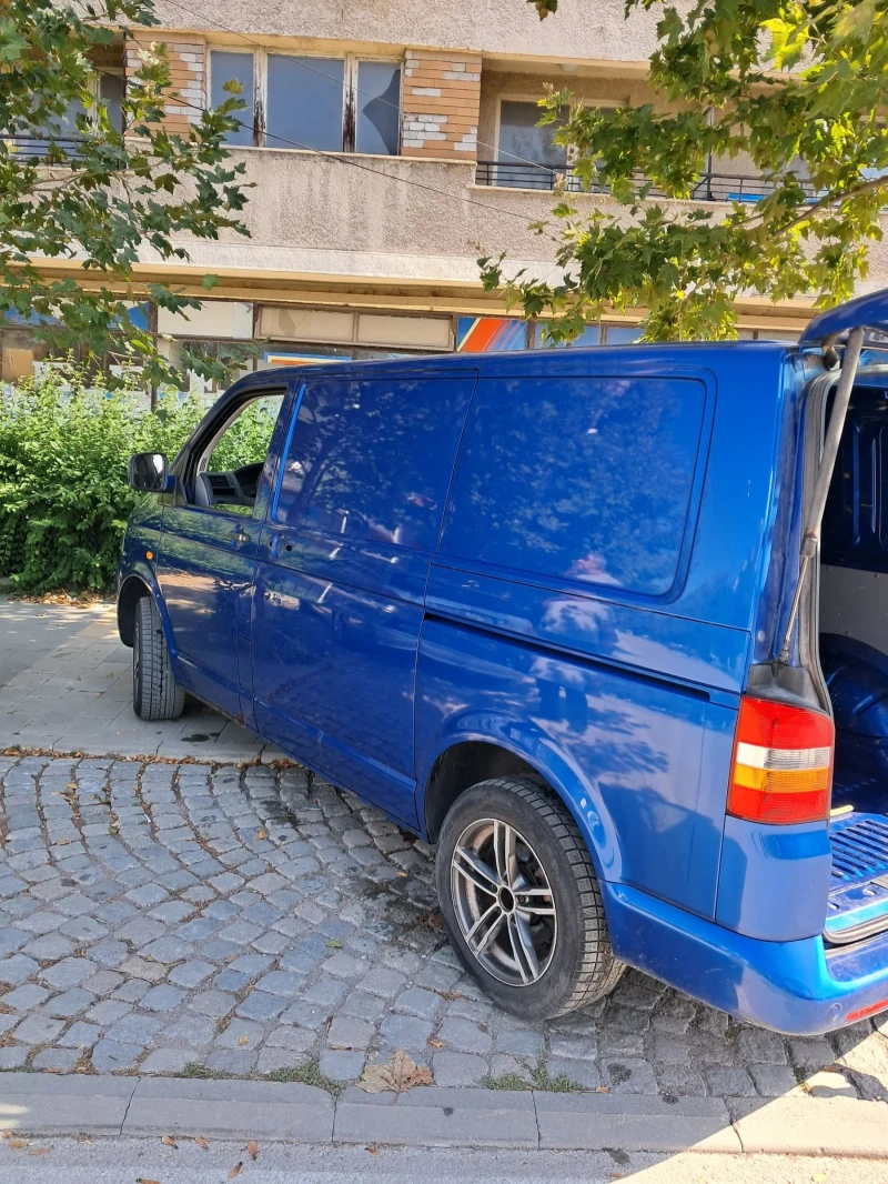 VW T5 2.5TDI, снимка 3 - Бусове и автобуси - 47319347