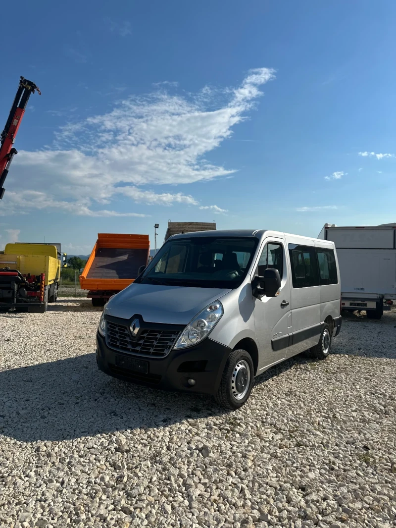 Renault Master 100к реални!Сервизна история!!!, снимка 3 - Бусове и автобуси - 50539500