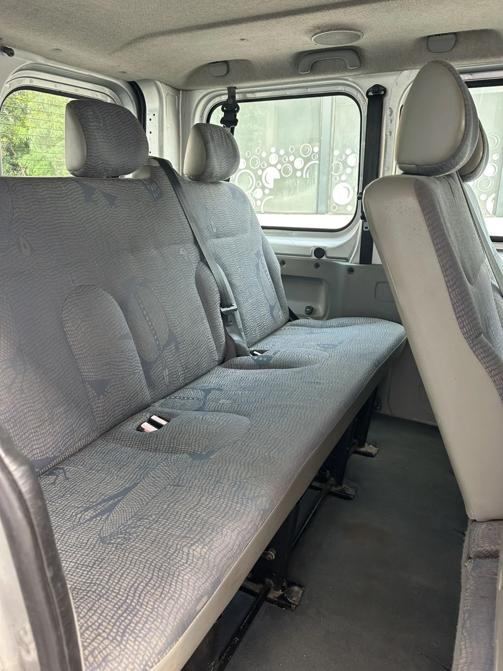 Renault Trafic 1.9 DCI 101к.с 8+ 1, снимка 10 - Бусове и автобуси - 55052364