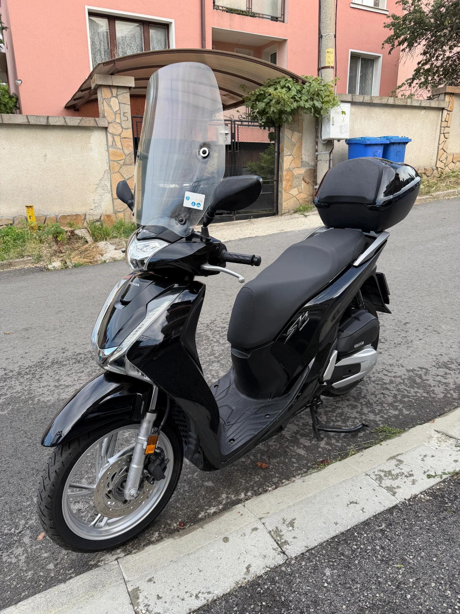 Honda Sh SH 125, снимка 4 - Мотоциклети и мототехника - 55426532