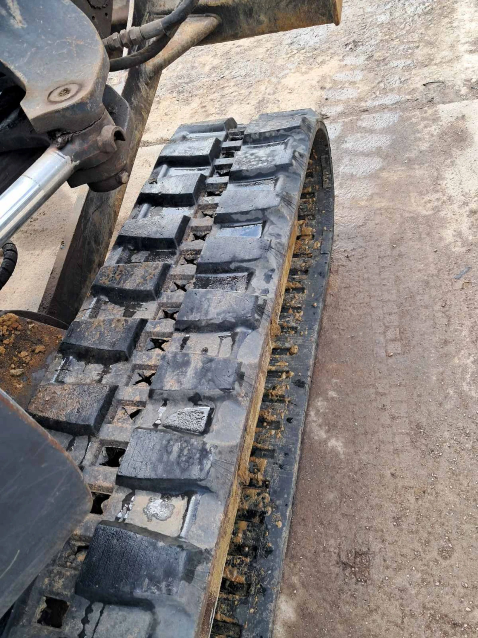 ����� Hitachi ZX50 | Mobile.bg � ����������� 4