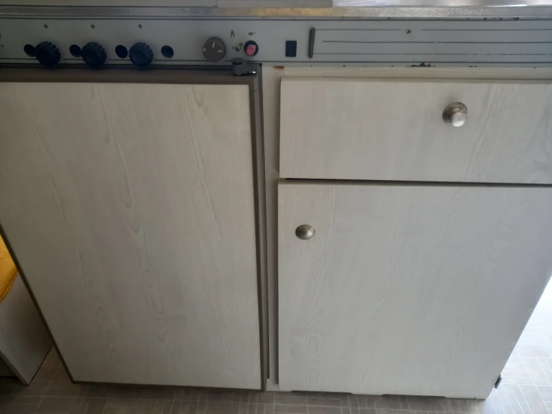 Каравана Chateau 430, снимка 7 - Каравани и кемпери - 51894842