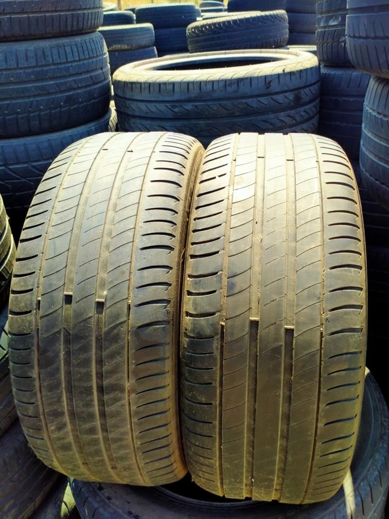 Гуми Летни 235/45R18, снимка 1 - Гуми и джанти - 33600936