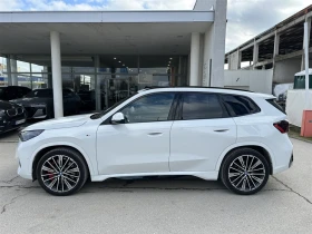 BMW iX1 xDrive30, снимка 3