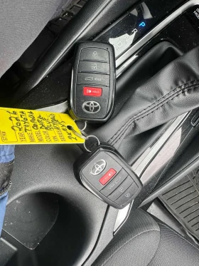 Toyota Corolla * Hybrid LE * ПОДГРЕВ * КАМЕРА * NAVI * ПАМЕТ, снимка 16