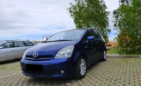 Toyota Corolla verso 2.2 D-4D, снимка 2