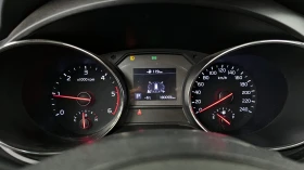 Kia Carnival LUXURY 2.2* 9 МЕСТА* ПОДГРЕВ ВОЛАН/СЕДАЛКИ, снимка 9