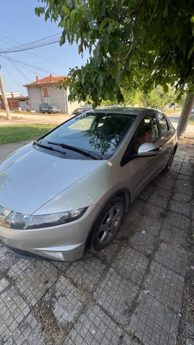     Honda Civic 1.4i 