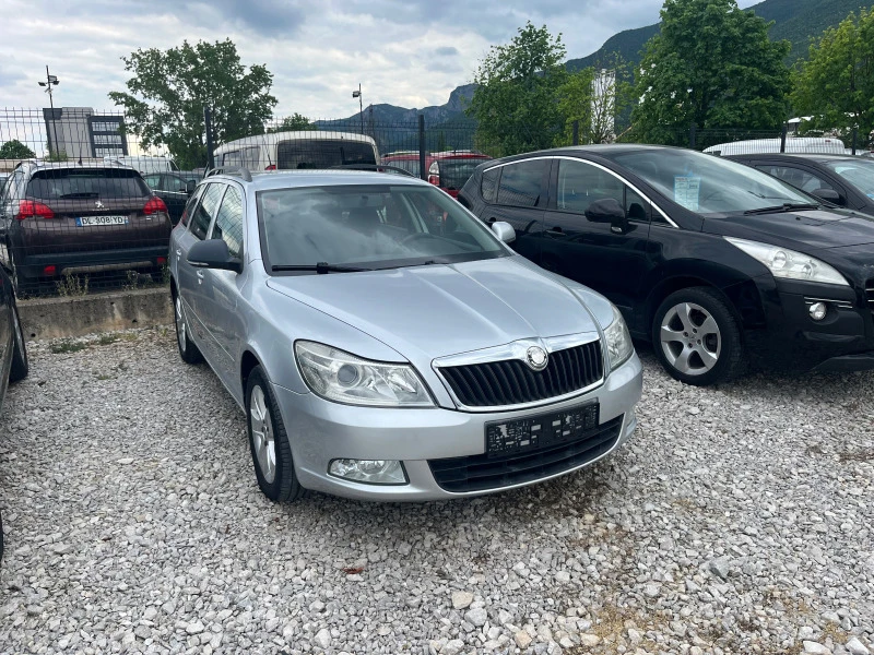 Skoda Octavia 1.9 TDI DSG, снимка 1 - Автомобили и джипове - 45664874