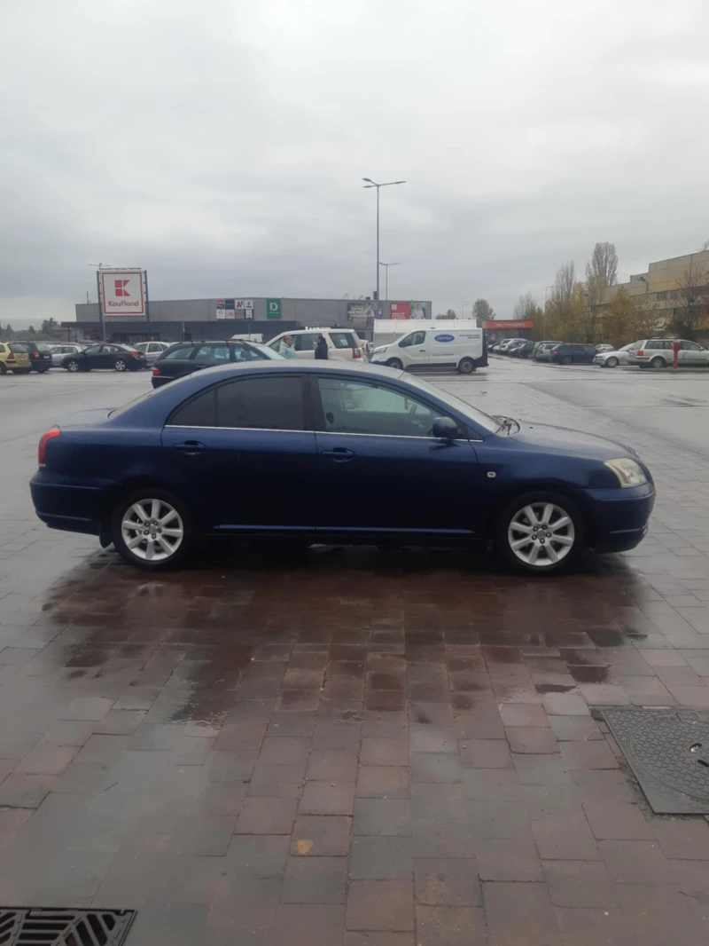 Toyota Avensis 1.8, снимка 2 - Автомобили и джипове - 47978296