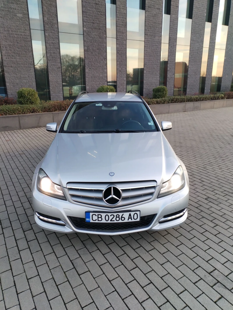 Mercedes-Benz C 220 2.2 Cdi FACE УНИКАТ , снимка 5 - Автомобили и джипове - 48014970